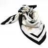 Assortiment de 12 foulards - pack aléatoire