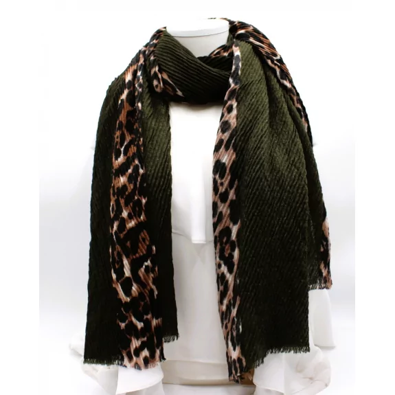 Echarpe gaufrée motif léopard