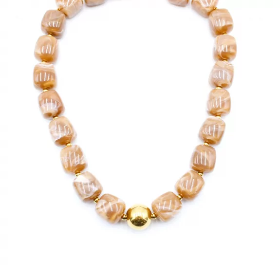 Collier résine et boule dorée