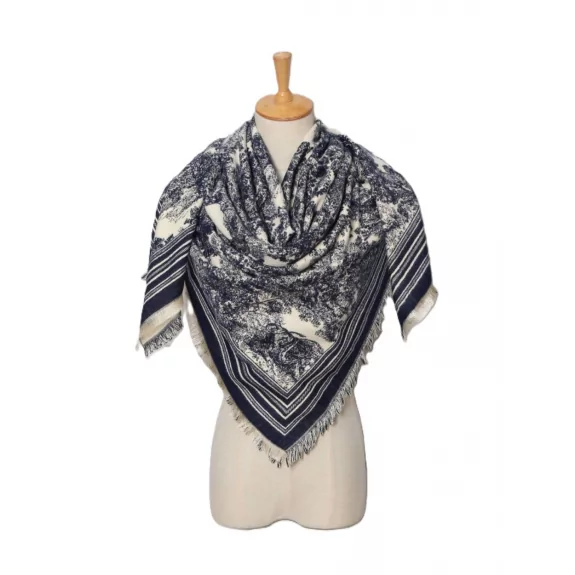 Grand carré tendance laine