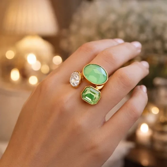 Bague tendance cabochons...