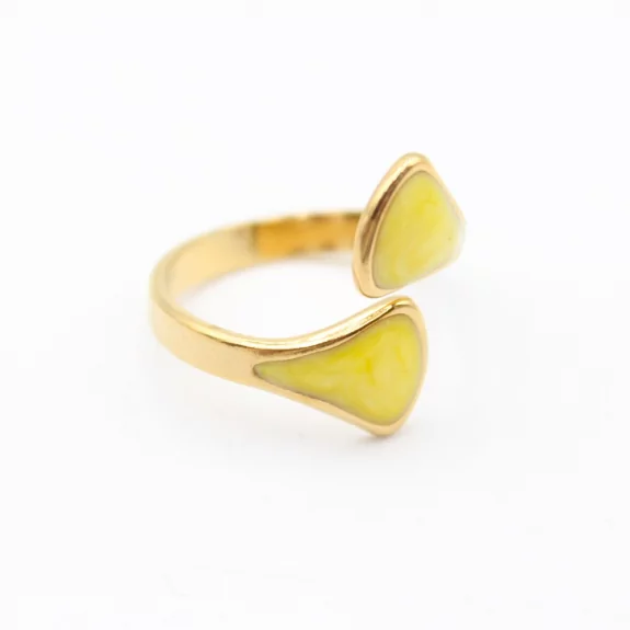 Bague tendance dorée en acier