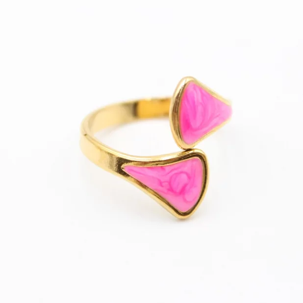 Bague tendance dorée en acier