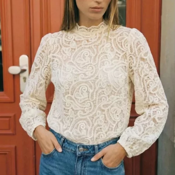 Blouse femme en dentelle...