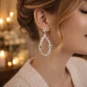 Boucles d'oreilles argentées avec fleurs