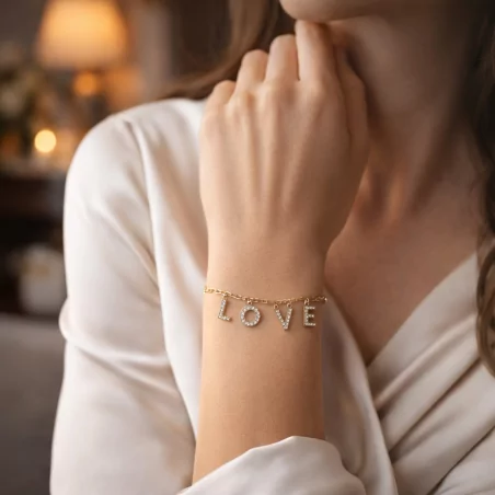 Bracelet acier message LOVE strass