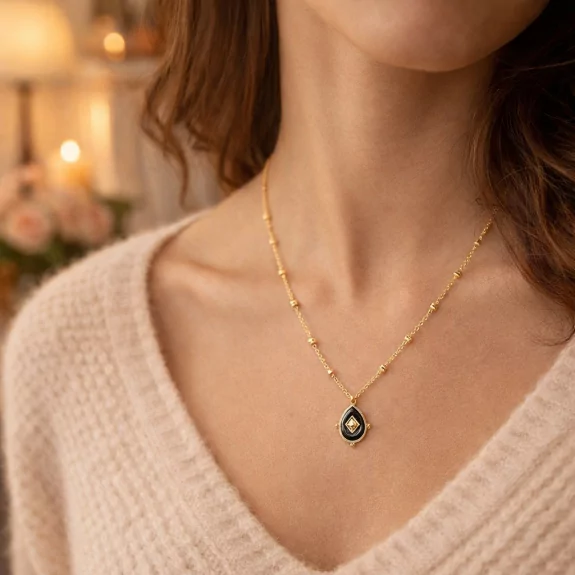 Collier tendance avec...