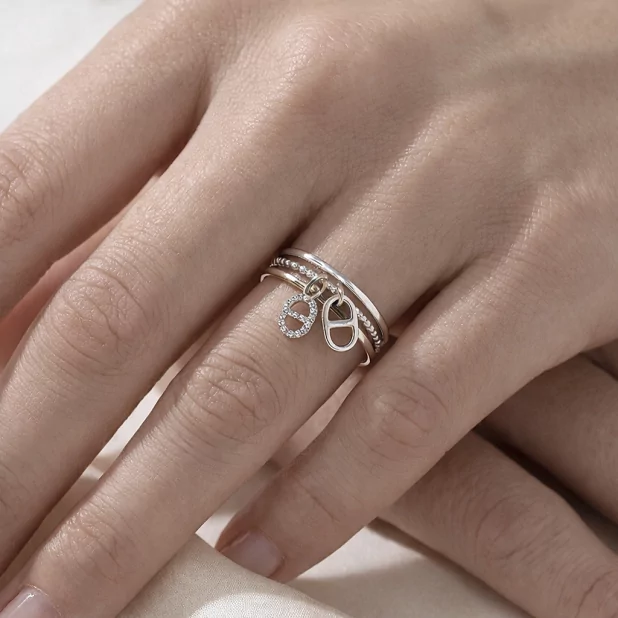 Bague multi-rangs à breloques acier inoxydable