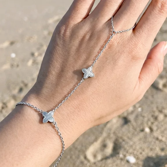 Bracelet Bijou de Main Trèfle en Acier Inoxydable