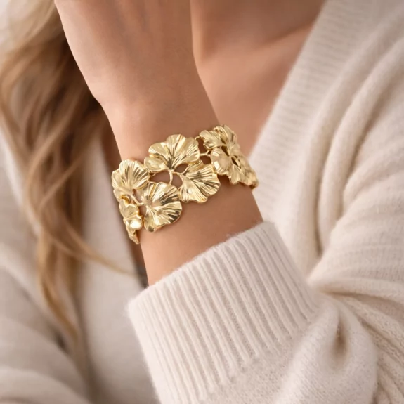 Bracelet Fleur en Acier – Manchette Large Design Floral