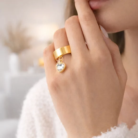 Bague breloque cœur cristal