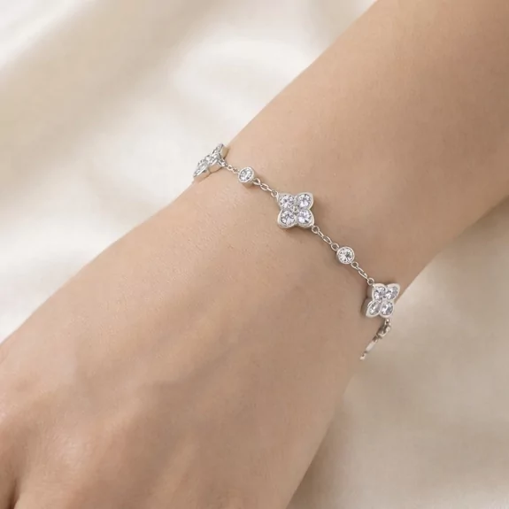 Bracelet trèfles brillants en acier