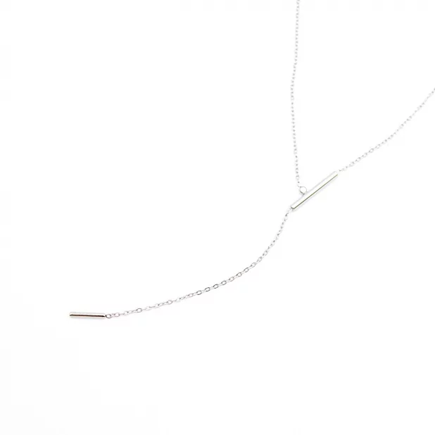 Collier sautoir minimaliste en acier inoxydable