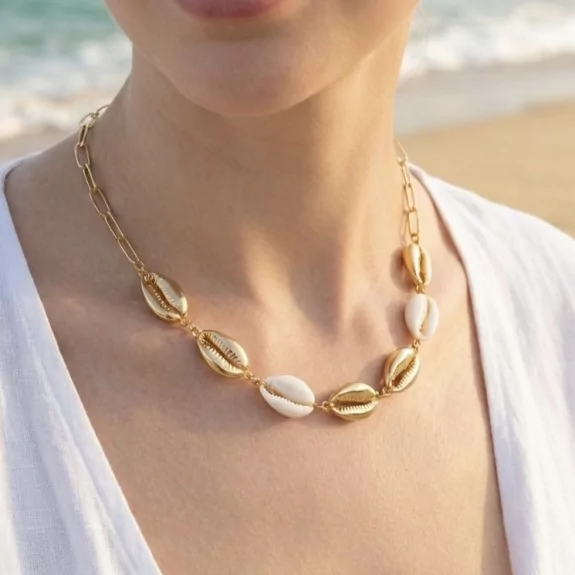 Collier coquillage en acier...