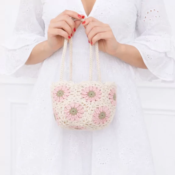 Petit panier crochet à motifs fleurs et pochon