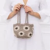 Petit panier crochet à motifs fleurs et pochon
