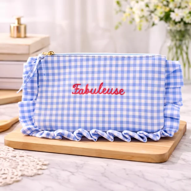 Pochette vichy à message “Fabuleuse” avec volants