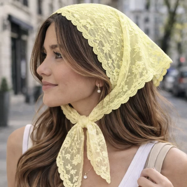 Foulard en dentelle brodée – Style fichu chic & polyvalent