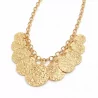 Collier doré à médailles texturées