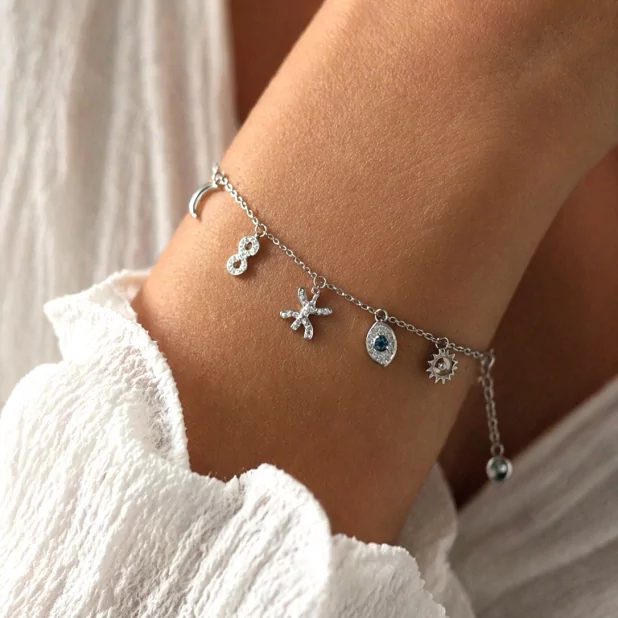 Bracelet charms en acier avec œil bleu lune soleil et infini