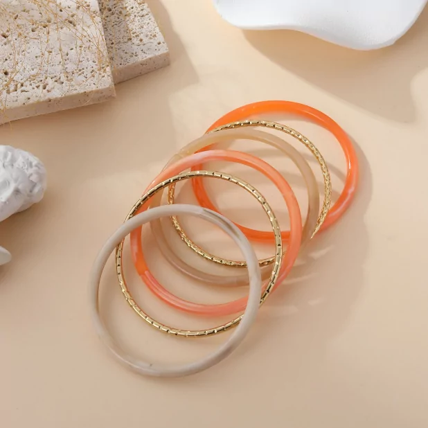 Lot de bracelets joncs en résine et acier inoxydable