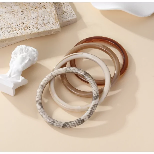 Lot de bracelets joncs en résine – Motif léopard