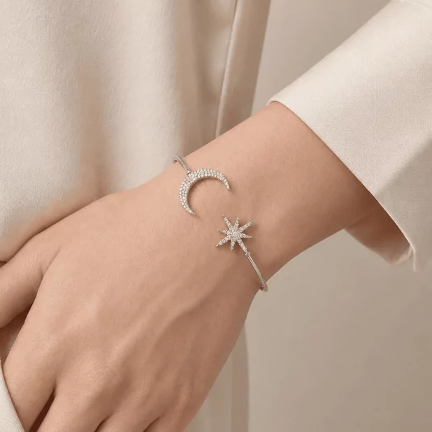Bracelet jonc lune & étoile en acier – Doré ou argenté