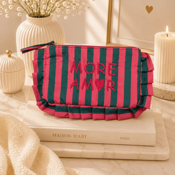 Pochette en tissu rayée...