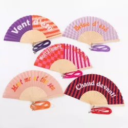 Pack de 18 éventails colorés avec messages fun – cadeau original