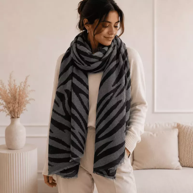 Écharpe femme motif zèbre