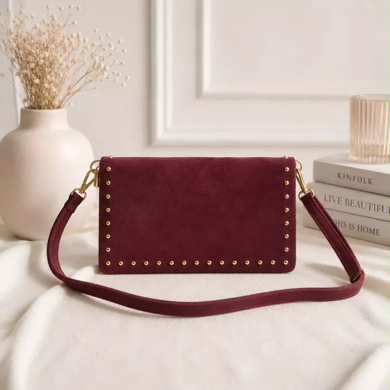Petit sac bandoulière femme à clous dorés 20x11 cm | Grossiste Référence Mode