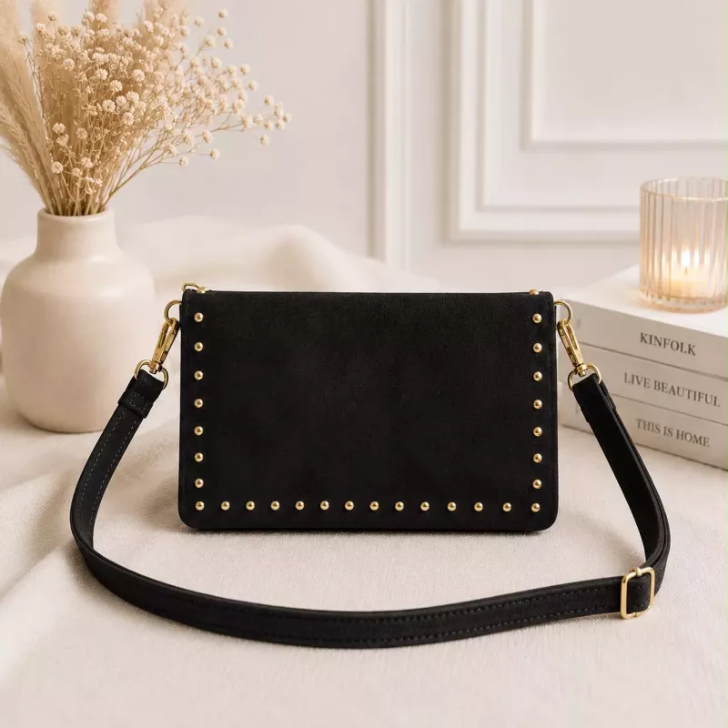 Petit sac bandoulière femme à clous dorés 20x11 cm | Grossiste Référence Mode