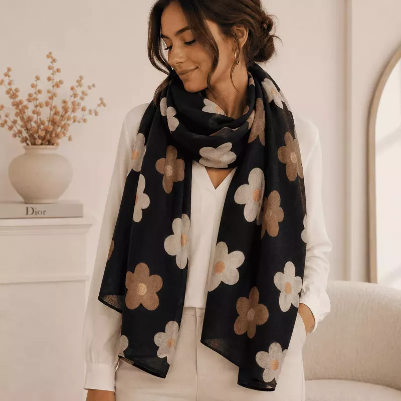 Écharpe tendance motif fleurs