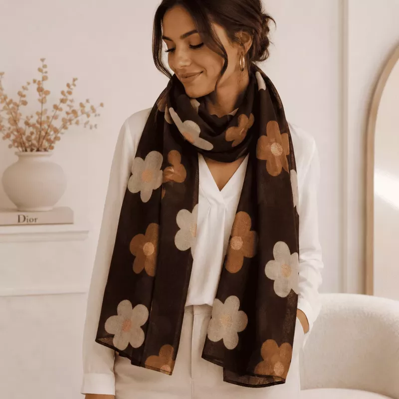 Écharpe tendance motif fleurs