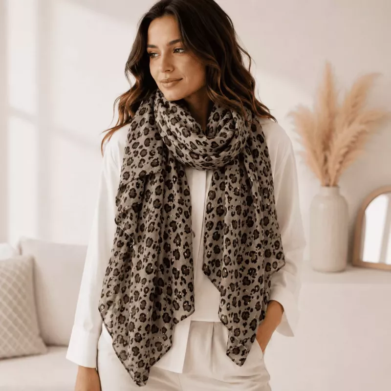 Écharpe femme léopard 180x90 cm 100% polyester | Grossiste accessoires de mode