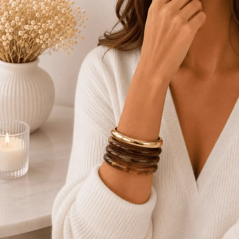 Lot de 4 bracelets joncs résine – Détail doré