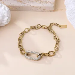 Bracelet doré avec maillon ovale et strass