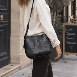 Sac cabas femme effet croco avec pochette assortie