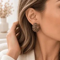 Boucles d’oreilles créoles dorées motif serpent