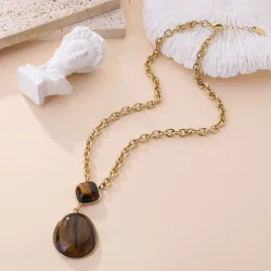 Collier doré pendentifs effet pierre marron
