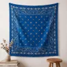 Écharpe carrée motif bandana
