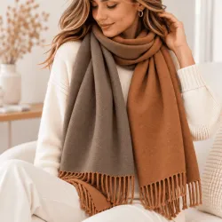 Écharpe hiver bicolore à franges