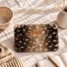 Pochette effet fourrure « Love »