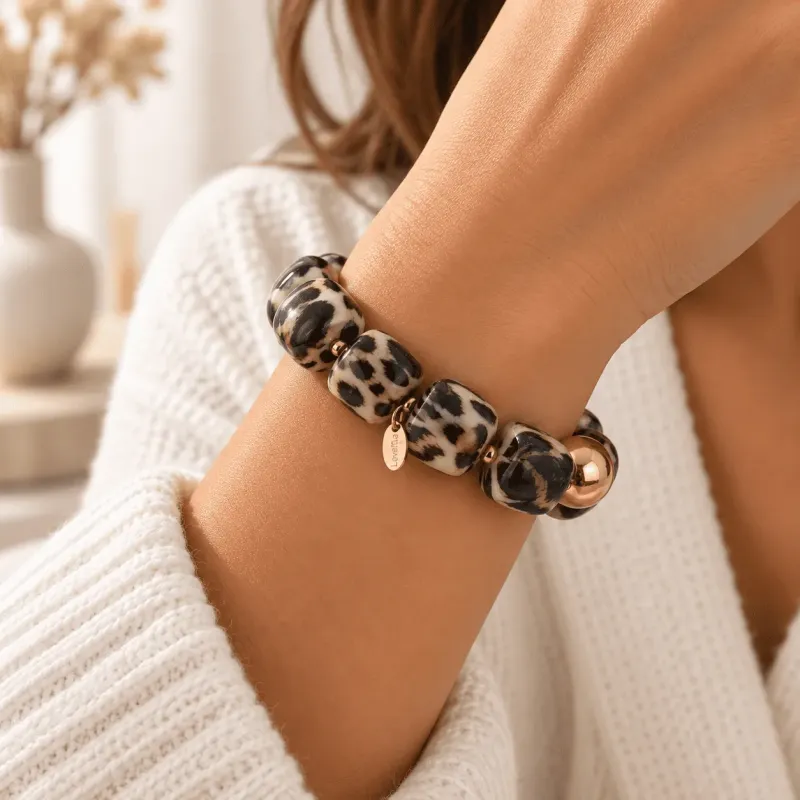 Bracelet en résine à grosses perles