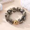 Bracelet en résine à grosses perles