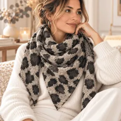 Écharpe triangle femme léopard – Viscose & laine