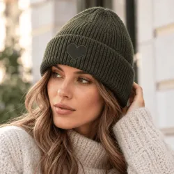 Bonnet femme cœur en maille laine et acrylique – Taille unique
