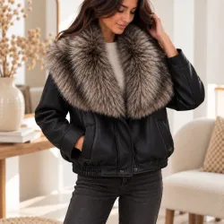 Veste effet cuir avec col en fausse fourrure