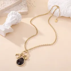 Collier doré acier inoxydable avec pendentifs et pierre ovale
