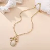 Collier doré acier inoxydable avec pendentifs et pierre ovale